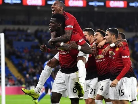 Trước thềm đại chiến, người Man Utd phát cuồng vì "tiểu Persie"