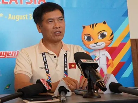 Trưởng đoàn TTVN chê Công Phượng, Văn Toàn “mỏng cơm”