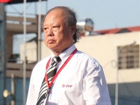 Trọng tài đúng hay sai khi phạt việt vị, rút thẻ đỏ Olympic Bahrain?