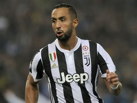 Từ chối Man Utd sang Qatar, sao 31 tuổi hứng trọn "gạch đá"