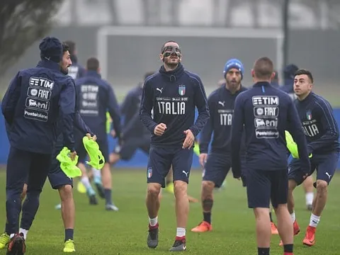 Tuyển Italia đầy căng thẳng trước nguy cơ bị loại khỏi World Cup