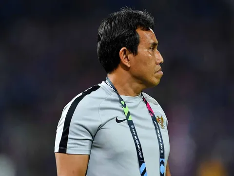 Tuyển thủ Indonesia bật khóc sau khi bị loại từ vòng bảng AFF Cup