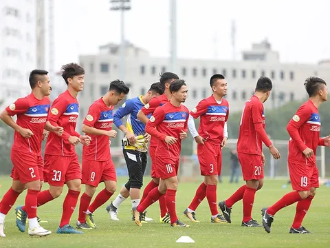 Tuyển Việt Nam: Bỗng nhiên lại... thấp thỏm!