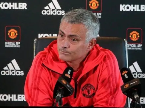 Mourinho phá vỡ im lặng, nói ra sự thật đau đớn