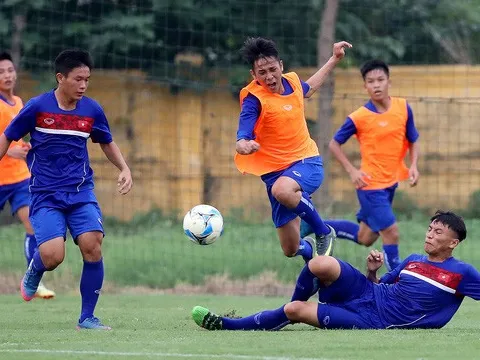 Chờ HLV Hoàng Anh Tuấn ghi điểm