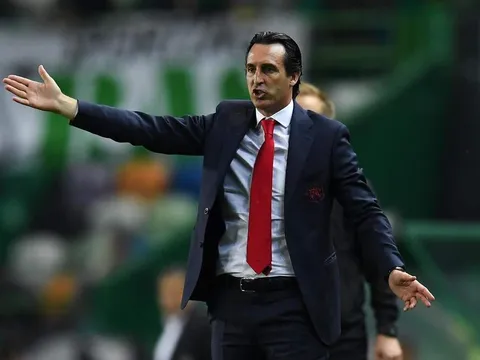 Arsenal đứt mạch toàn thắng: Unai Emery và những quyết định khó hiểu