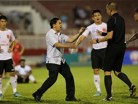 V-League 2017: HAGL vẫn “hot”, nhưng thua xa… trọng tài!