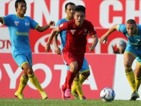 Đấu sớm vòng 18 V-League 2017: Hà Nội và Sanna Khánh Hòa rủ nhau “ngã ngựa”