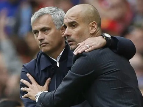 Vạ miệng, Mourinho bị FA sờ gáy