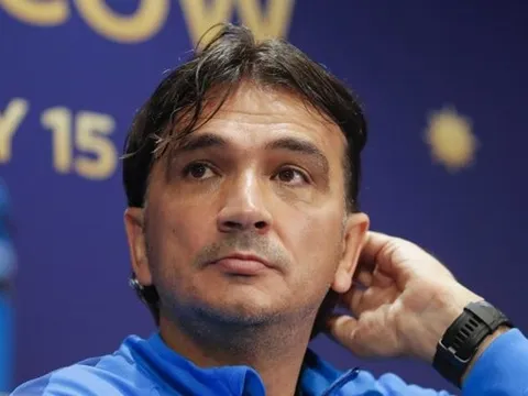 "Vạ miệng" nói Ronaldo ích kỷ, thuyền trưởng Croatia lên tiếng hối lỗi