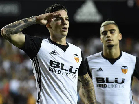 Valencia 4-0 Sevilla: Bất khả chiến bại