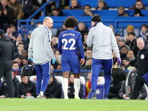 Vận đen bám đuổi Chelsea ngay từ đầu năm