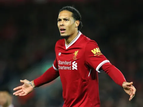 Van Dijk tiết lộ 'nỗi ác mộng' trong các buổi tập của Liverpool