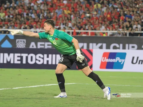 Văn Lâm lập kỷ lục 'vô tiền khoáng hậu' ở AFF Cup