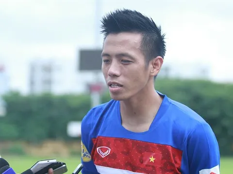 Văn Quyết: Đừng nói nhiều về ông Park, hãy tôn trọng HLV Mai Đức Chung