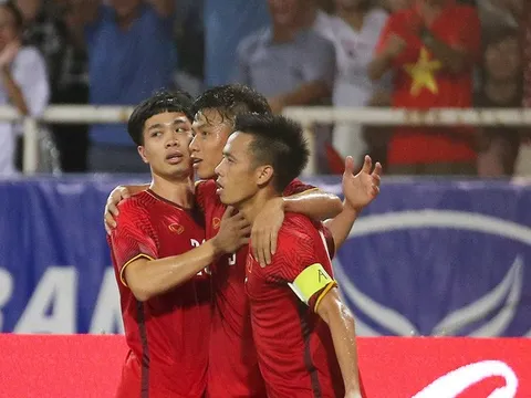 Hé lộ danh sách sơ bộ tập trung ĐT Việt Nam chuẩn bị cho AFF Cup