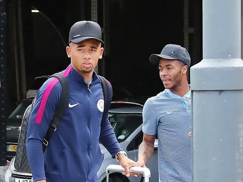 Vắng Aguero, dàn sao Man City căng thẳng đến London đấu Chelsea