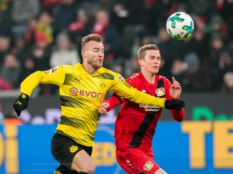 Vắng Aubameyang, Dortmund bất lực trước 10 người Leverkusen