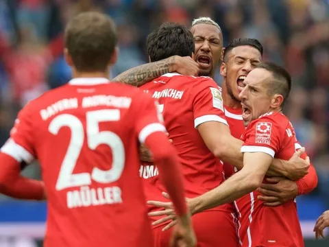 Về lại Bayern, Heynckes vội lấy lòng công thần