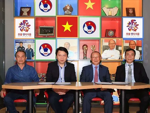 Park Hang-seo là HLV đội tuyển Việt Nam nhận lương cao nhất lịch sử