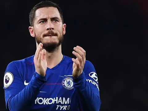 Vì một hành động, Hazard khiến fan "giận sôi máu"