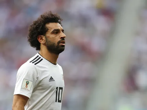 Vì Salah, cả nước Anh chống lại Ramos