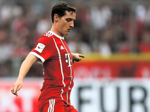 Vì sao Bayern quyết chiêu mộ Sebastian Rudy?