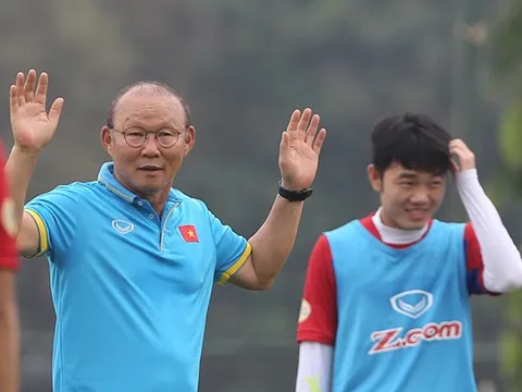 HLV Park Hang-seo phàn nàn các học trò mê chơi Game