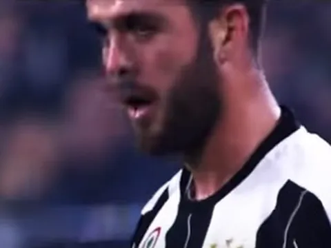 Vì sao Milan nên 'sợ' những cú sút phạt của Pjanic