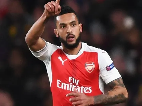 Vì World Cup, Walcott đã sẵn sàng chia tay Arsenal