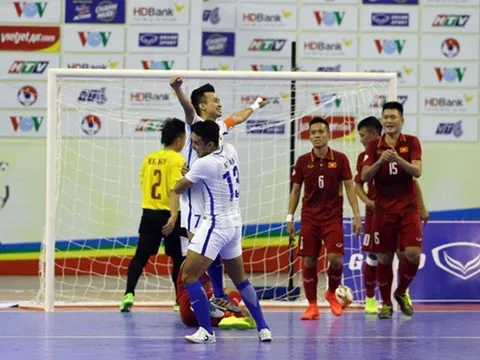 Bóng đá Việt Nam giờ gặp ai cũng sợ!