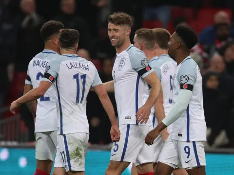 Vô địch World Cup, dàn sao tuyển Anh lên hương