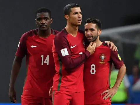 Hành trình lận đận của 6 nhà vô địch lục địa ở vòng loại World Cup