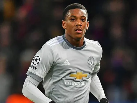 "Vụ M.U đổi Martial lấy Rakitic thật thú vị"
