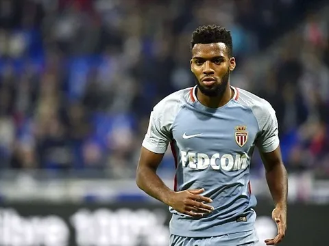 Vụ Thomas Lemar: Bayern đầu hàng, Arsenal rộng cửa