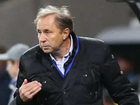 Vừa thắng Bahrain, báo Thái Lan đã mỉa mai HLV Milovan Rajevac