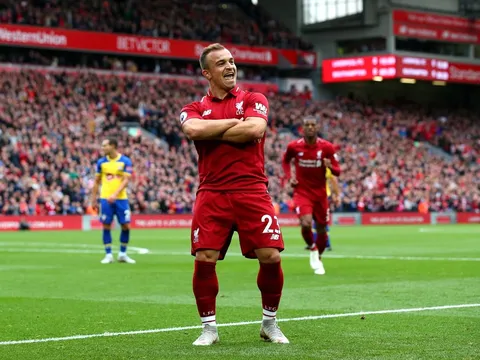 Vui chưa lâu, Shaqiri đã khiến CĐV Liverpool phải hoang mang