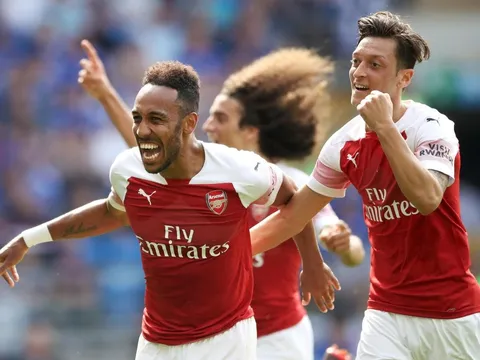 Vung tiền mua người thừa Man Utd, kịch bản nào sẽ xảy ra với Arsenal?