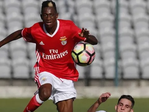 Vượt Real, Man Utd chiêu mộ thành công 'Di Maria mới'