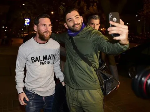 Không tập luyện nặng nề, dàn sao Barca tụ tập mừng Giáng sinh