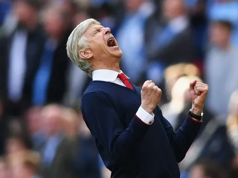 Wenger bất ngờ trở lại Anh cầm quân, giành thắng lợi hủy diệt 9-4