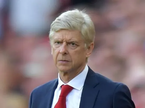 Wenger thừa nhận thích thú khi được chơi tại Europa League