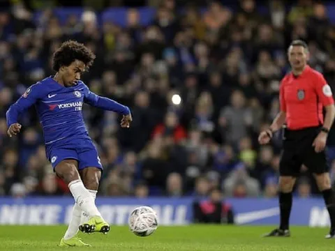 Willian rực sáng với cú đúp, làm lu mờ ngày ra mắt của Higuain