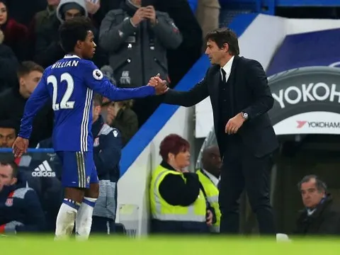 Willian tính đường tới Milan sau khi bật lại Conte