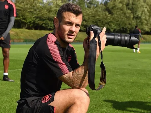 Wilshere vẫn còn được Wenger "cưng chiều"
