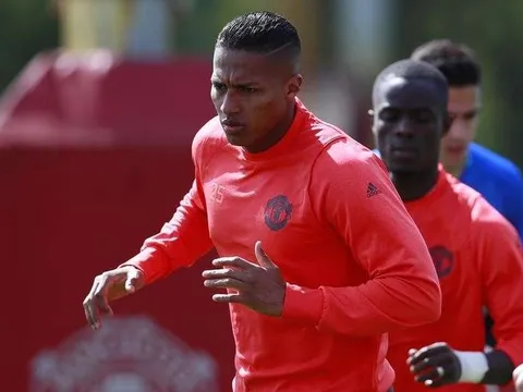 Xác định 6 cái tên 'đá ghế' Jose Mourinho ở Man Utd