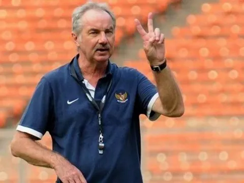 Xin cám ơn ông, Alfred Riedl!