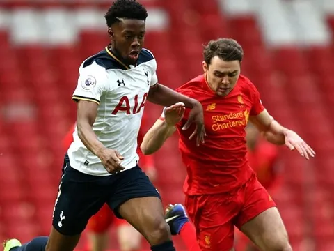 XONG! Hậu vệ Liverpool nghỉ 3 tháng vì chấn thương