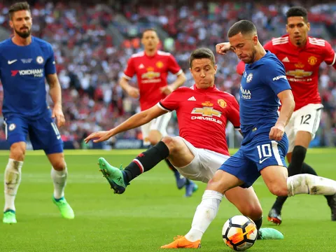 Xong! Man Utd rao bán 'kẻ bắt chết Hazard' với giá rẻ mạt