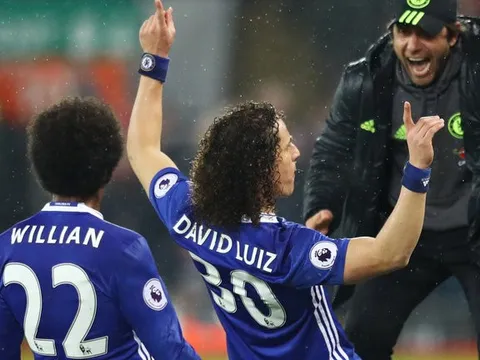 Xong mâu thuẫn giữa Luiz và Conte